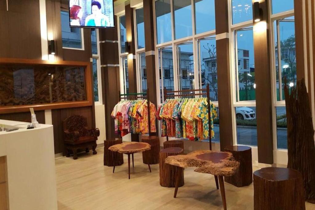 斯拉约科大酒店 来兴府 外观 照片